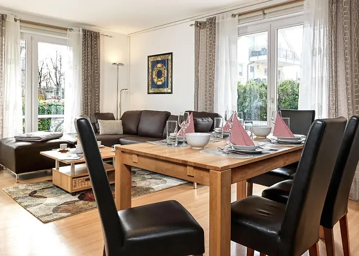 Ostsee Residenz Meeresblick Strandlaeufer